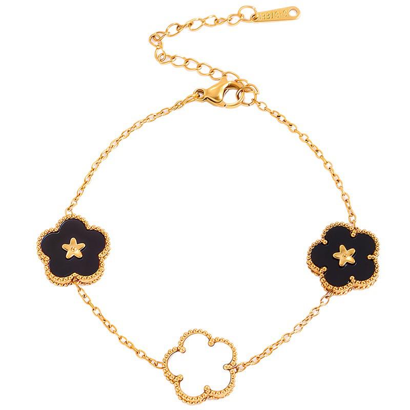 Korean Shell Five-Petal Flower Bracelet: Women's Light Luxury, Non-fading Titanium Steel.