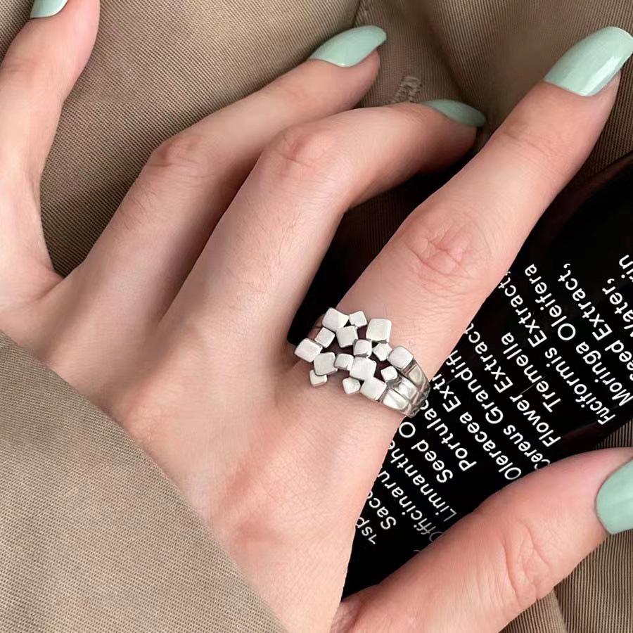 Retro Cable Knit Gemstone Ring - Women s 2024 Fashion Statement