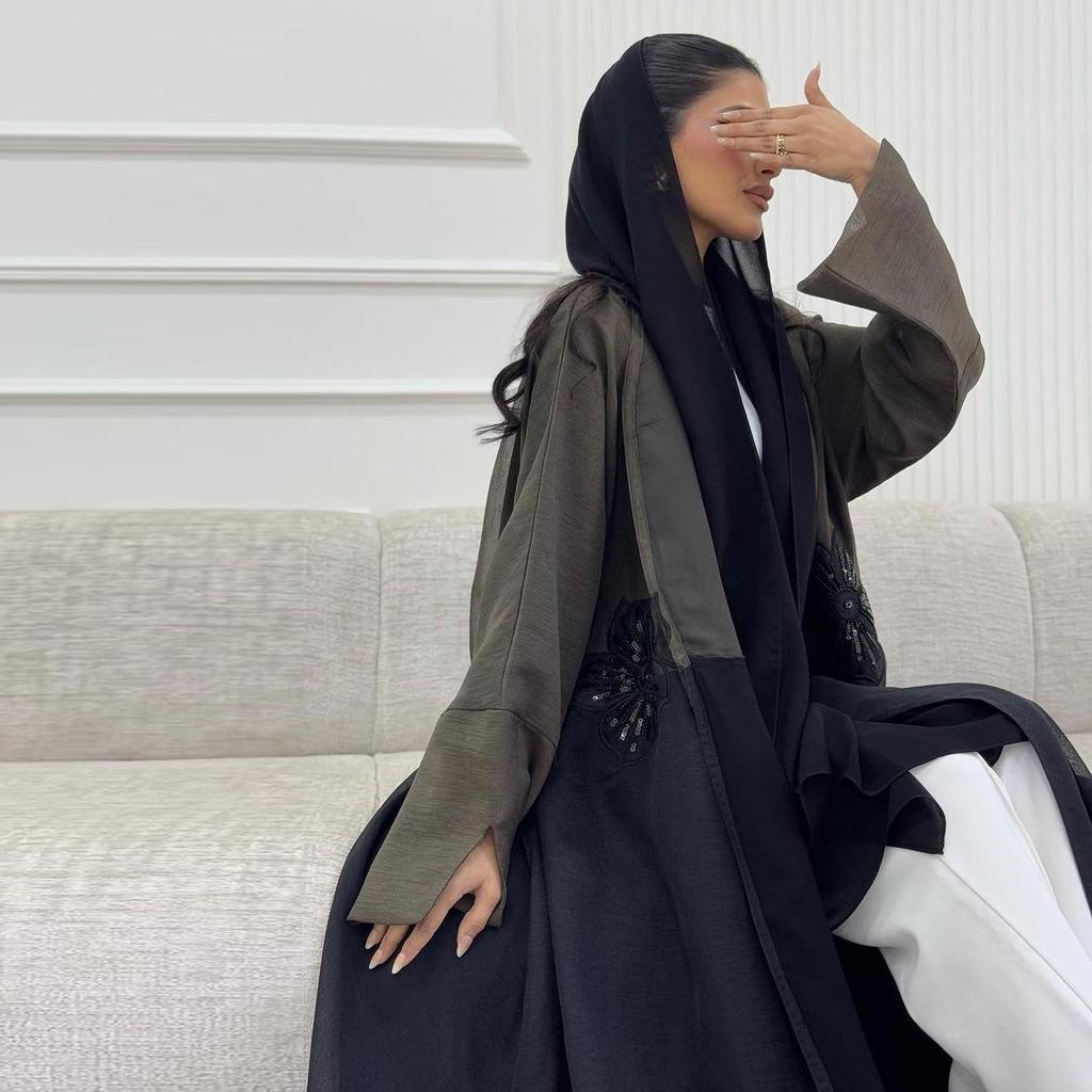 MQ210 Elegant 3D Applique Crinkle Abaya Cardigan for Modest Fashion