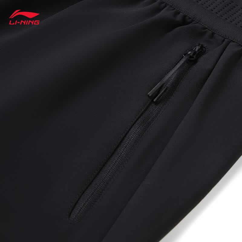 Li-Ning Men's Cloud-Feel Reflective Running Shorts AKSW329