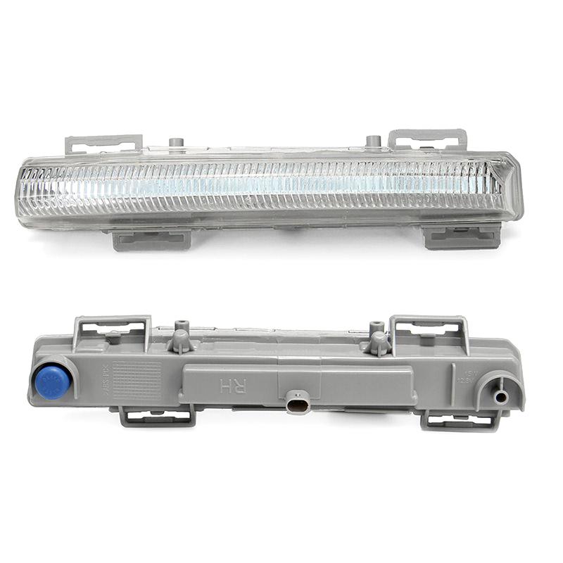 LED Light Car Front Bumper Left,Right LED DRL Running Turn Signal Lamp For Mercedes-Benz W204 W212 C250 C280 C350 E350 Fog Light