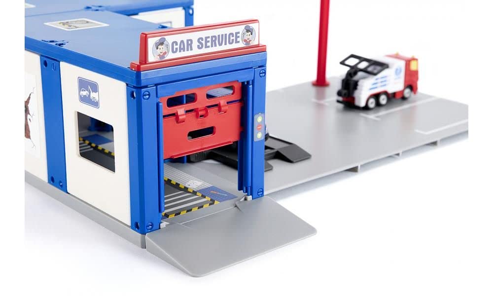 SIKU WORLD Service Station (for Ages 3 and Up) SK5507