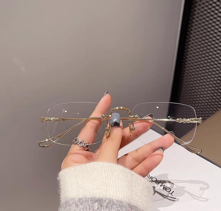 Fashion New Men s and Women s Universal Radiant Glasses Trendy Personalized and Versatile