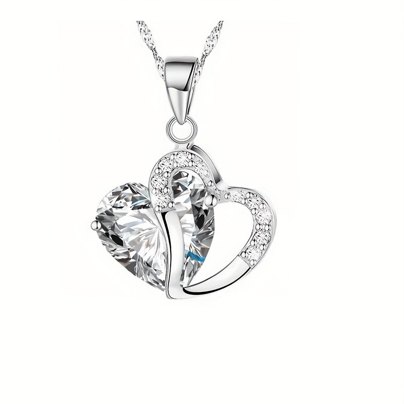 Chic Rhinestone Heart Pendant Necklace