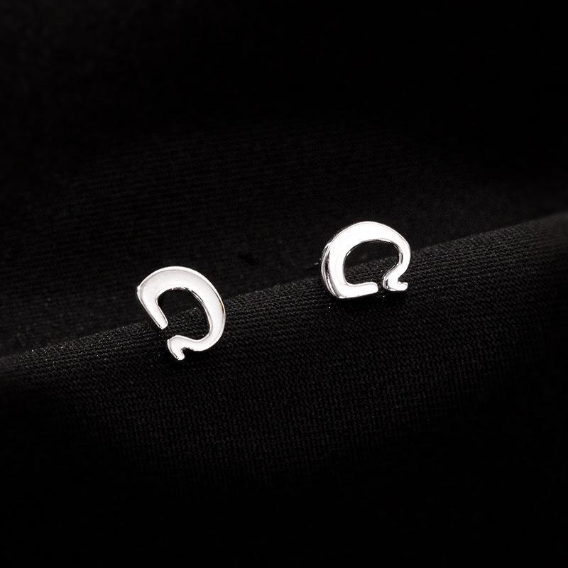 Banyan Tree S925 Silver English Alphabet Earrings for Women - Small, Comfortable, Single Earrings for Sleeping