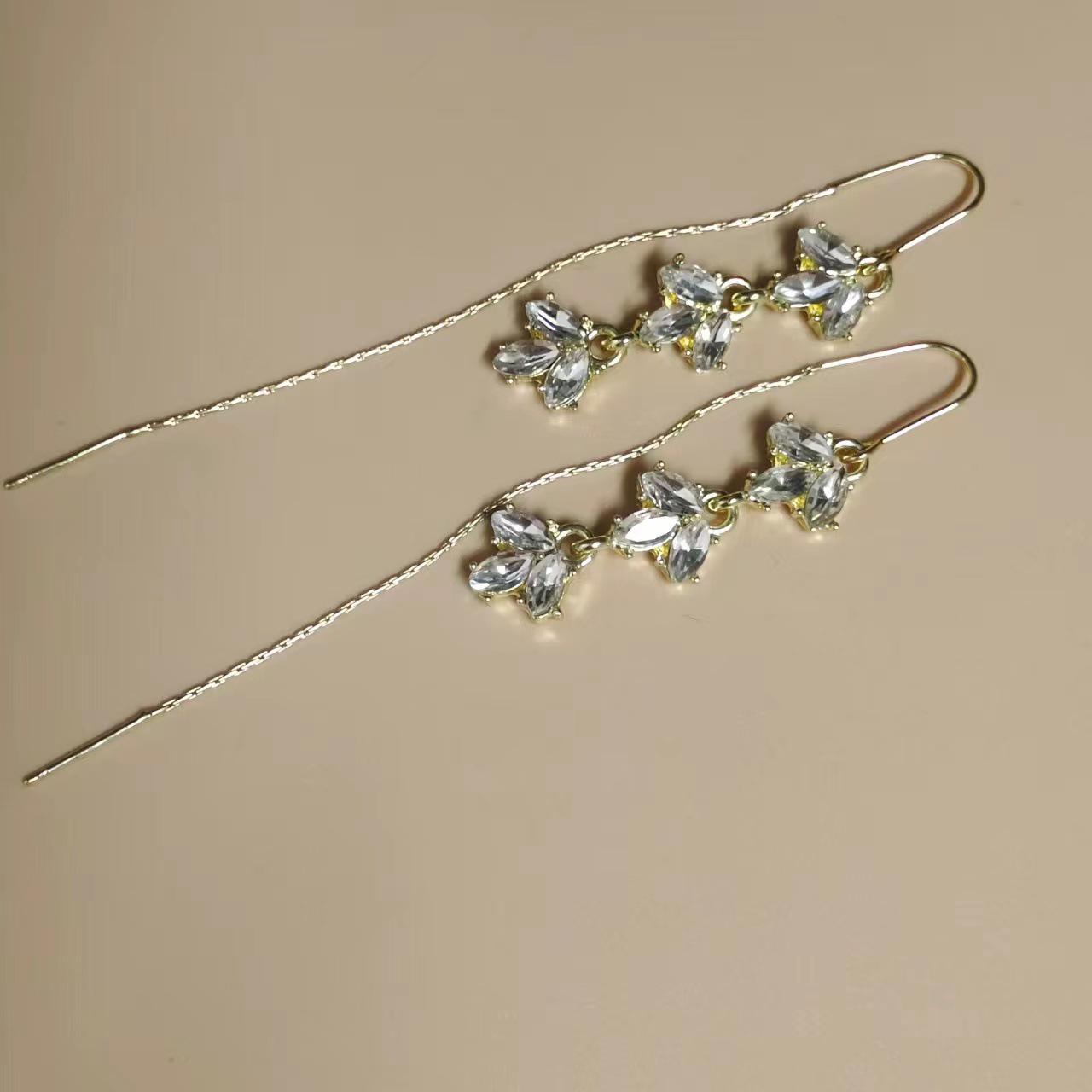 2023 Rhinestone Wheat Ear Tassel Earrings – Elegant Shine for Square & Round Faces