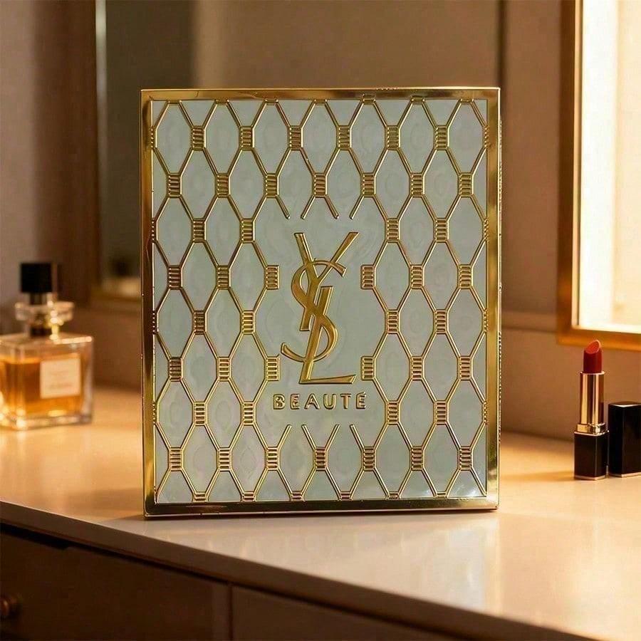 

Металлическое тисненое складное портативное зеркало для макияжа YSL удобно для путешествий и мобильного использования. белый