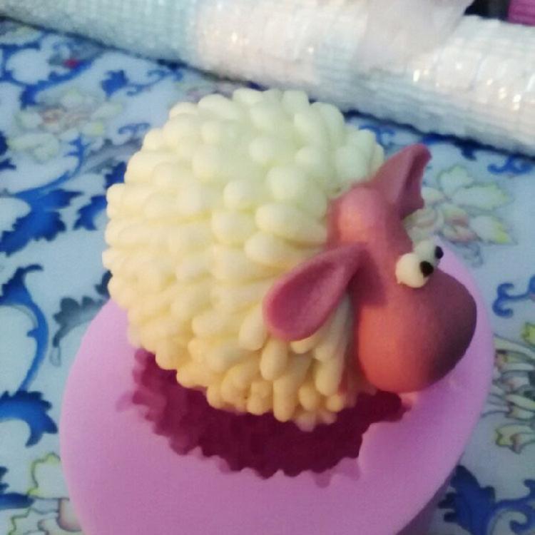 Fondant Chocolate Mold Lovely Sheep Silicone Mold Fondant Cake Decorating Tool Candle Soap Mold Easily to Clean