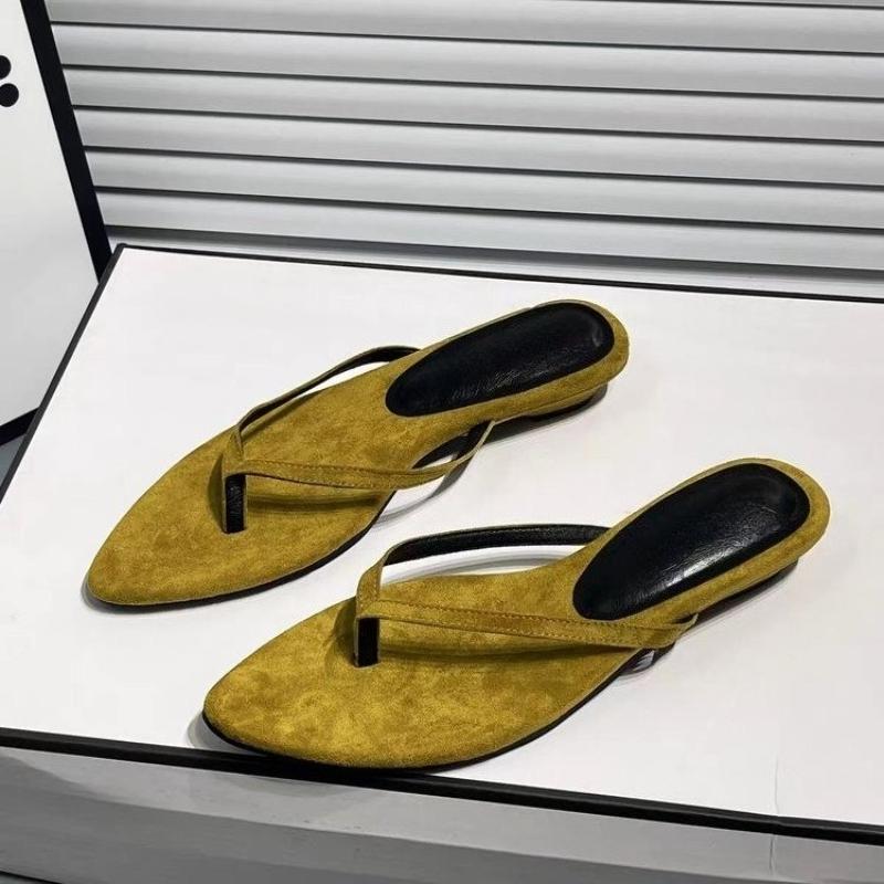 Fashion 2025 Plus Size Flip Flops Women's Slippers Summer Hot Sale Pointed Toe Low Heel Sandals Outdoor Concise Daily Beach Slippers