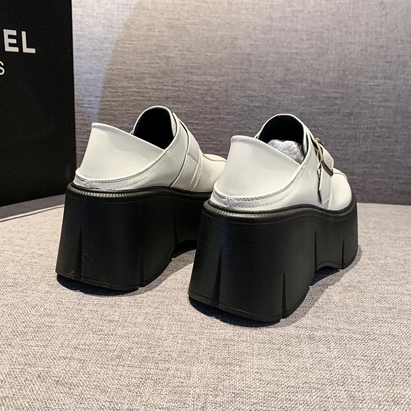 Fashion New Lolita Women Shoes Buckle Strap Heel Height 8CM Platform Shoes Woman Gothic Ankle Rock Boots Woman Patent Leather Shoes