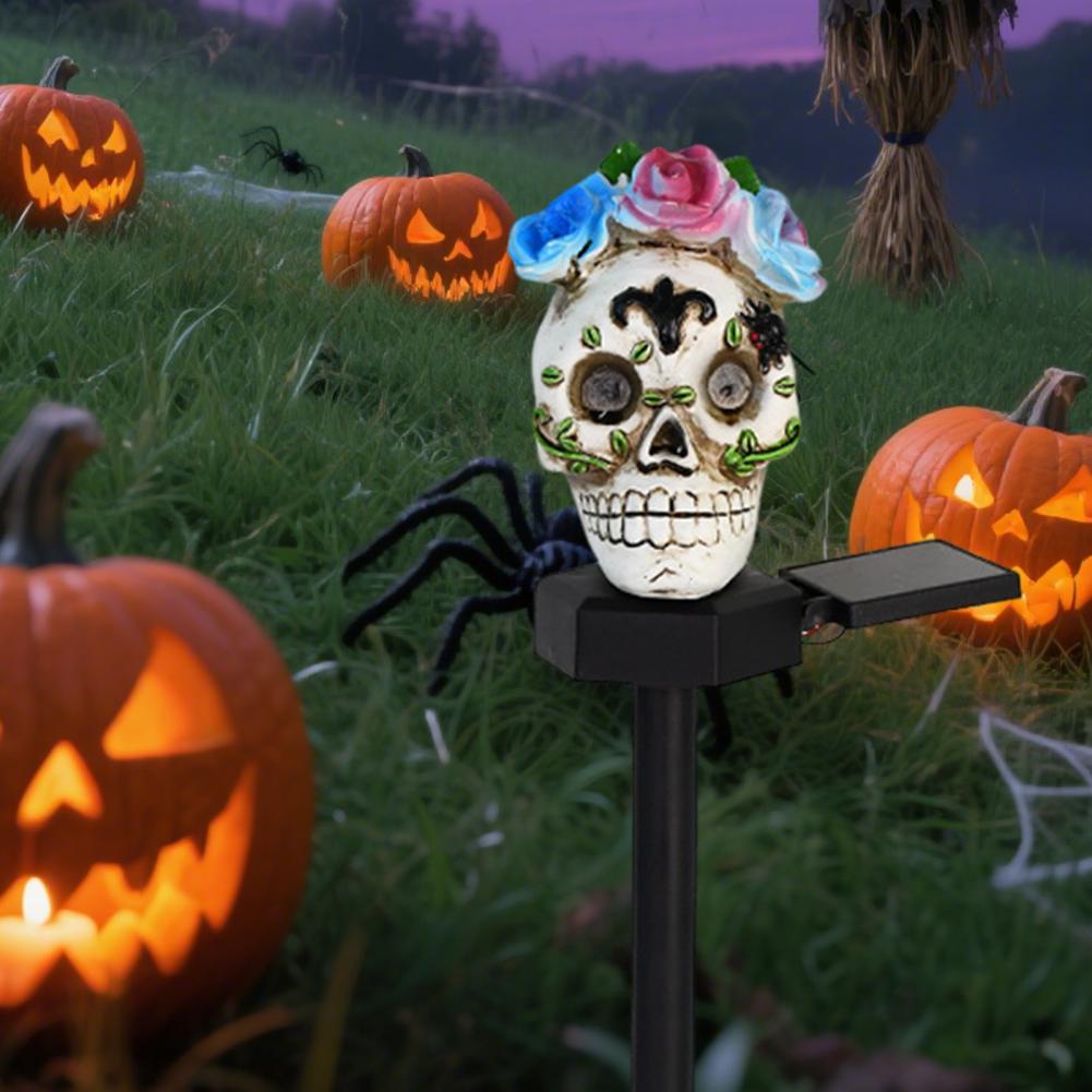 Waterproof Halloween Outdoor Decor Autumn Patio Display Lights Halloween Solar Pumpkin Skull Pathway Lights for Outdoor Yard