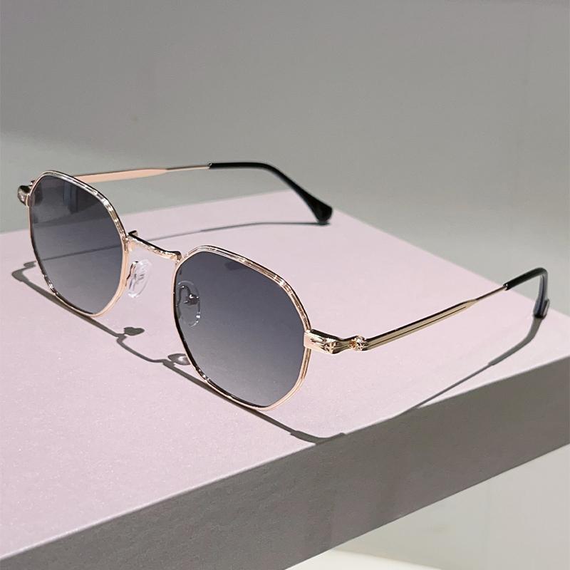 Vintage Sunglasses Men New Fashion Classic Outdoor Decor Shades Women Retro Trendy Brand Design Casual Sun Glasses