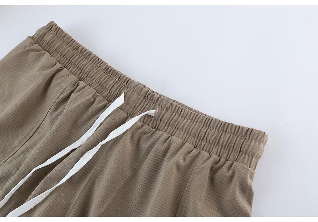 2024 Men's Quick-Dry Sports Shorts, Fake Two-Piece Design, Mid-Length with Inner Lining for Running or Training