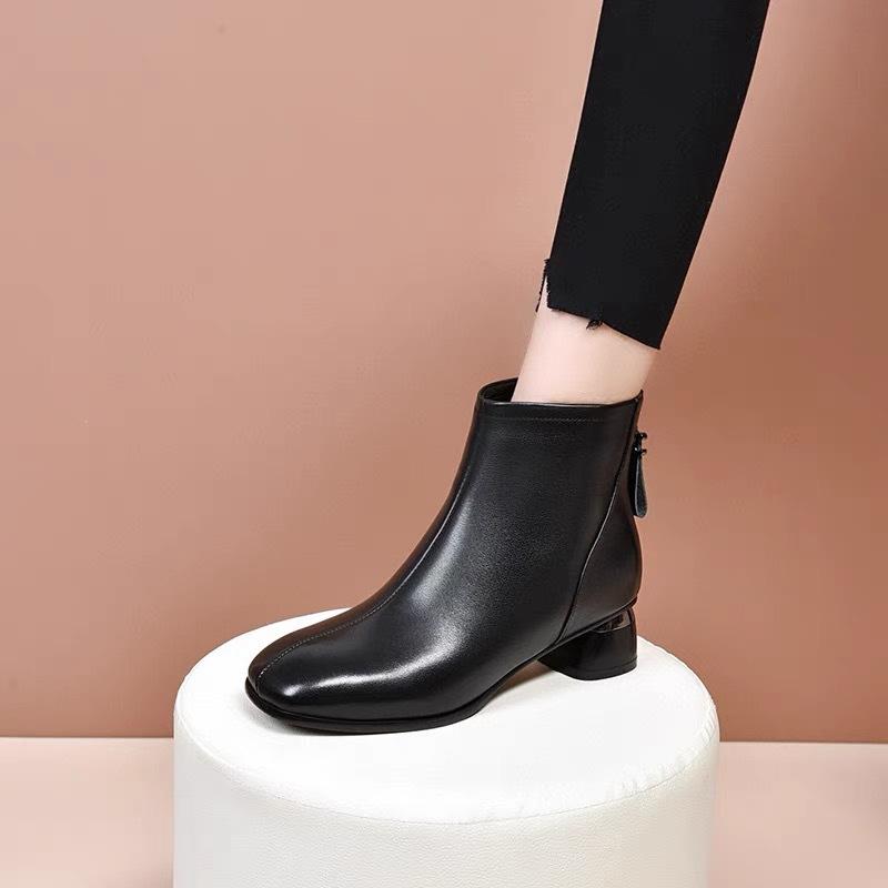 New Thick Heel Small Short Boots Versatile Spring and Autumn Single Boots Soft Sole Brown Square Head Autumn and Winter Velvet Women's Leather Shoes