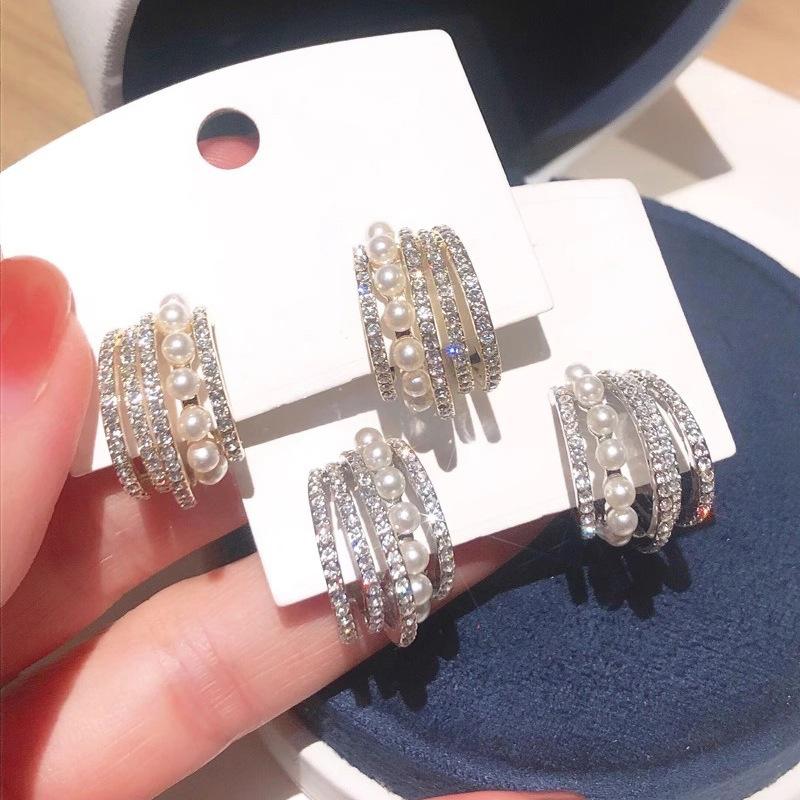 Exquisite And Shiny Micro-Inlaid Stud Earrings For Women, Fashionable Temperament French Geometric Earrings, Princess Light Luxury Jewelry