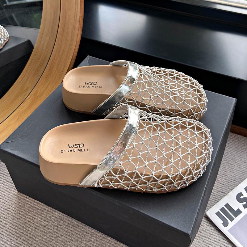 

Fashion Flat Mesh Breathable Outward Wear Baotou Slippers Women s Summer 2025 Hollow New Sandals 35 серебряный
