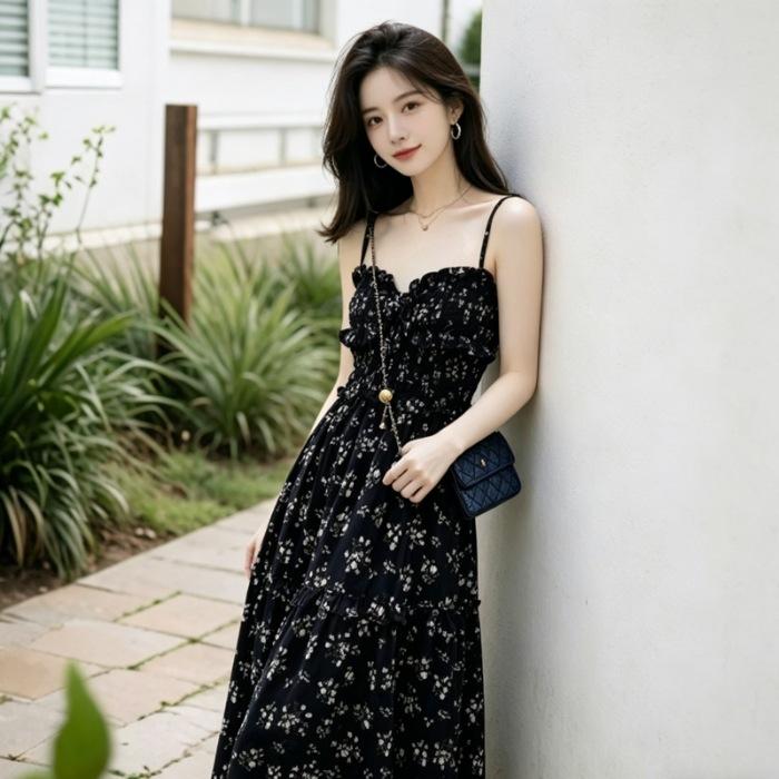 Gentle wind coffee break French black floral suspender dress with skirt, early spring new split-ended long dress