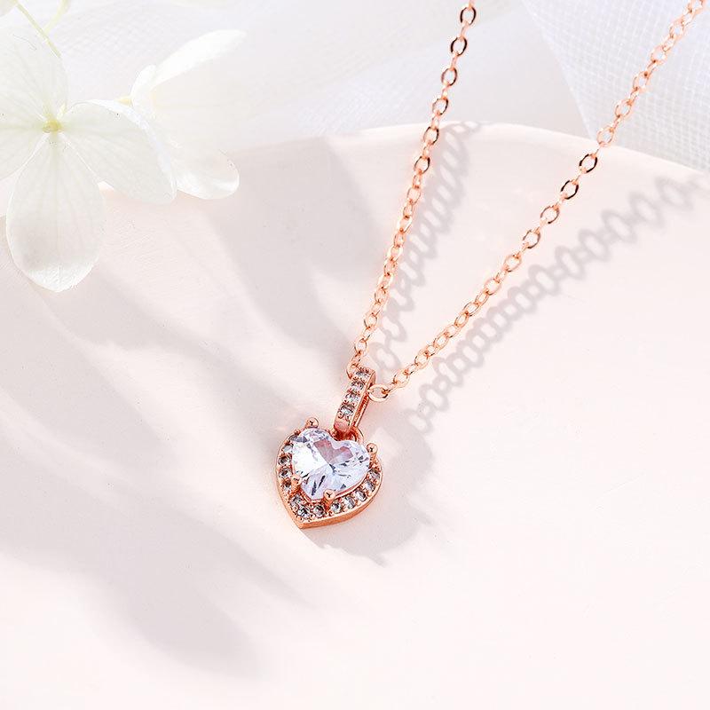 

Модное ожерелье темперамента для женщин, нишевая проекция, ins design sense love, бриллиантовый кулон, ювелирные изделия