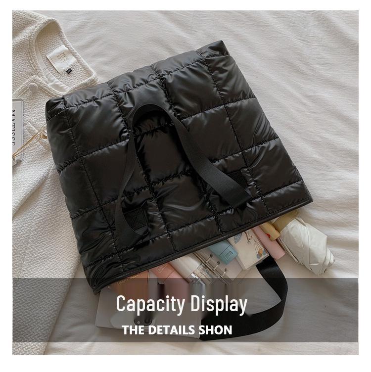 Korean Style Cotton-Padded Women's Fashion Tote Bag, 2023 Large Capacity Lightweight Shoulder Commuter Bag