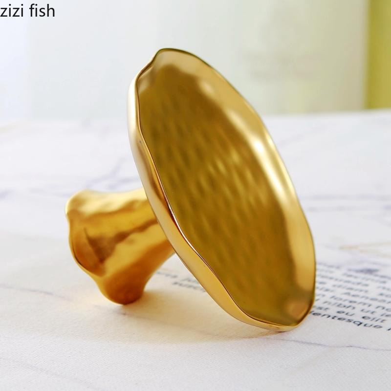 Golden High Footed Fruit Plate Ceramic Decorative Plate Snack Tray Refreshment Tray Dessert Bowl Cake Stand Pastry Plates Dish