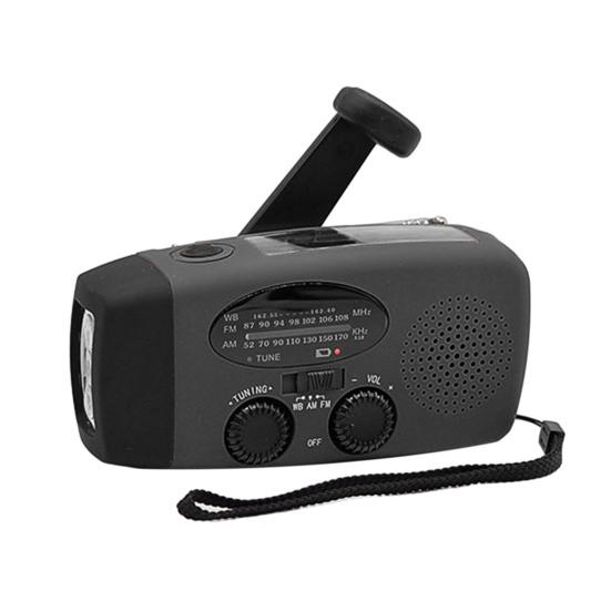 

Аварийное радио на солнечной батарее со светодиодным фонариком, сигнал SOS, прогноз погоды, аварийная рукоятка, радио AM/FM, зарядное устройство для мобильного телефона USB чёрный