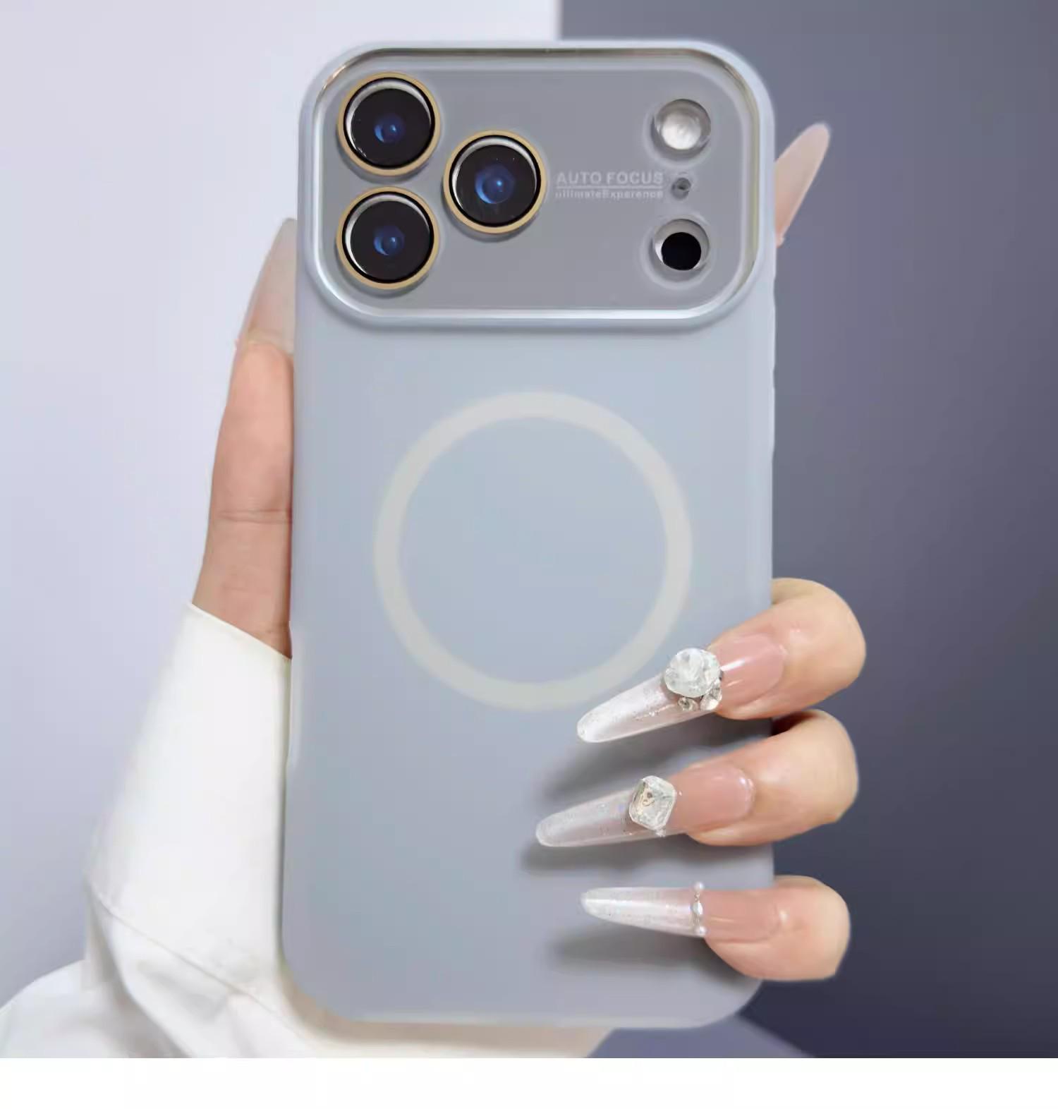 

Apple iPhone 17 Pro Max Liquid Silicone Magnetic Case - Skin-Feel Advanced Protection iPhone 14