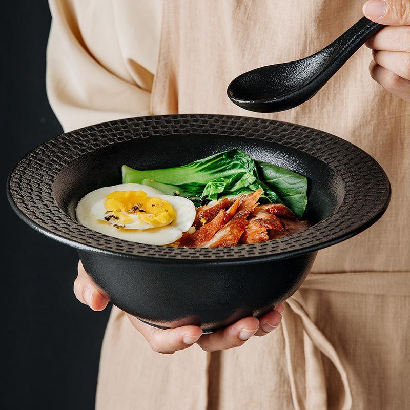 Japanese ceramic straw hat bowl home Lamian Noodles bowl hand-held frontier defence hot salad bowl restaurant wine.