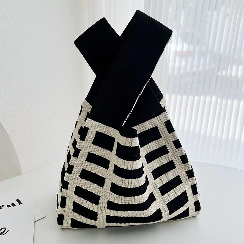 New girl knitted bag handbag shoulder bag tote bag fashion style trend personality leisure bag