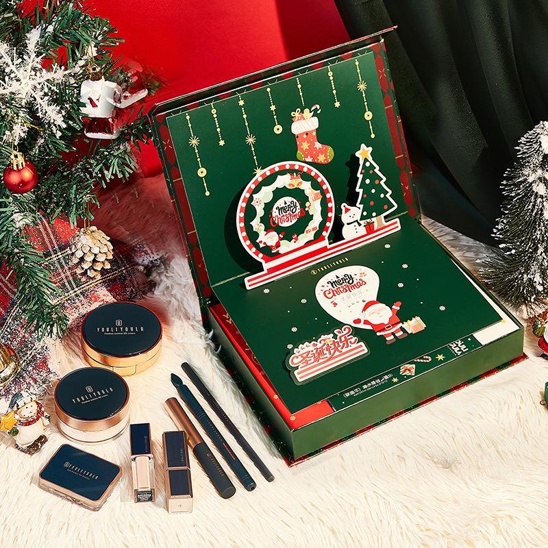 

Reindeer Beauty Holiday Makeup Gift Box - Full Set for Christmas & Valentine s Day Reindeer Christmas Beauty Gift Box розовый