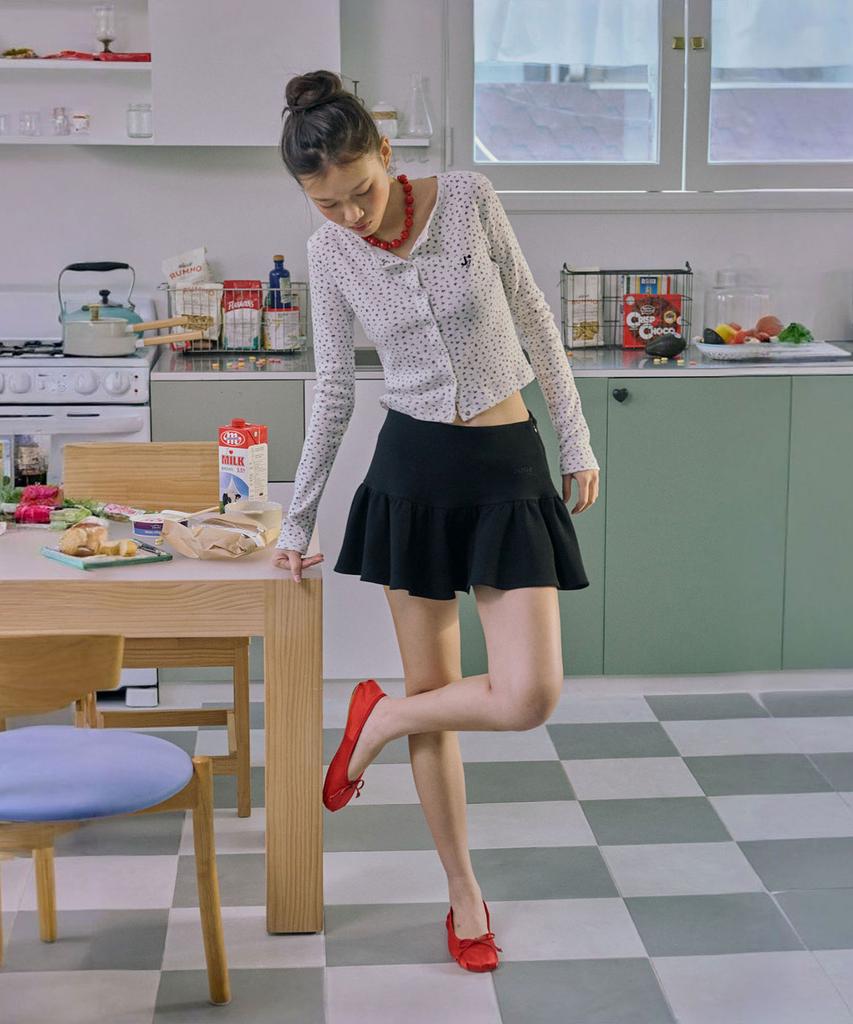 Jun Jun Space Mini Flare Skirt_Black