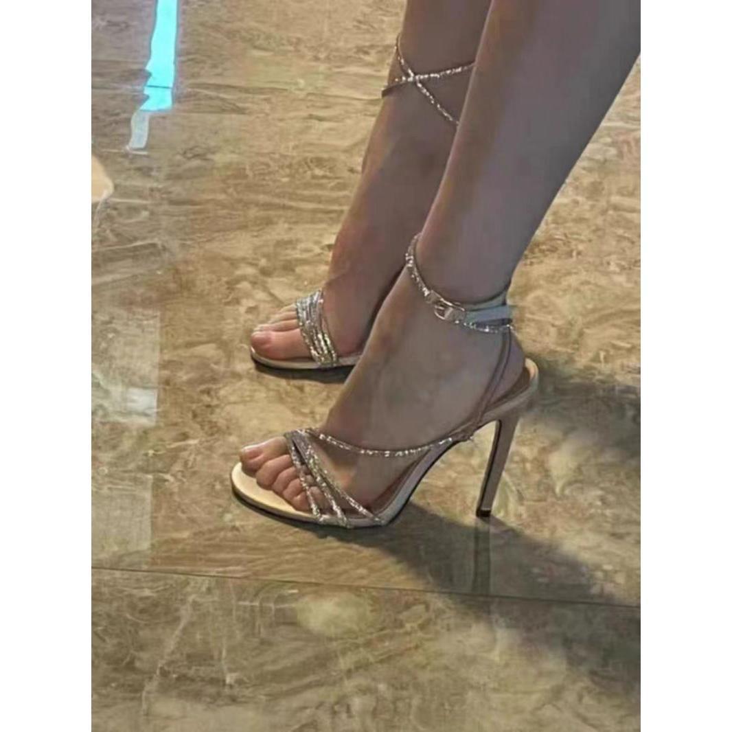 

Босоножки на каблуке 2025 лето светская львица шампанское римские туфли с открытым носком высокие каблуки ремешок на щиколотке ночное шоу ненависть заоблачные 40 шампанского