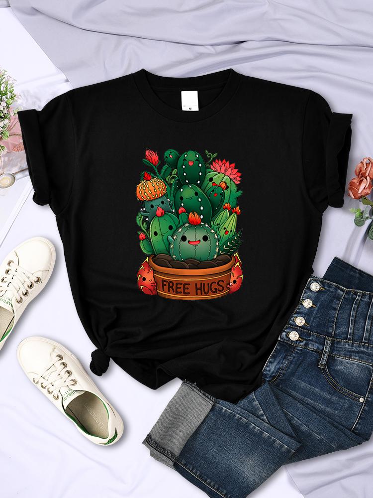 Cute Plant Cactus Free Hugs Print Women T-Shirt Personality Casual All-math Tee Clothing Street Hip Hop Tops Female Short Sleeve