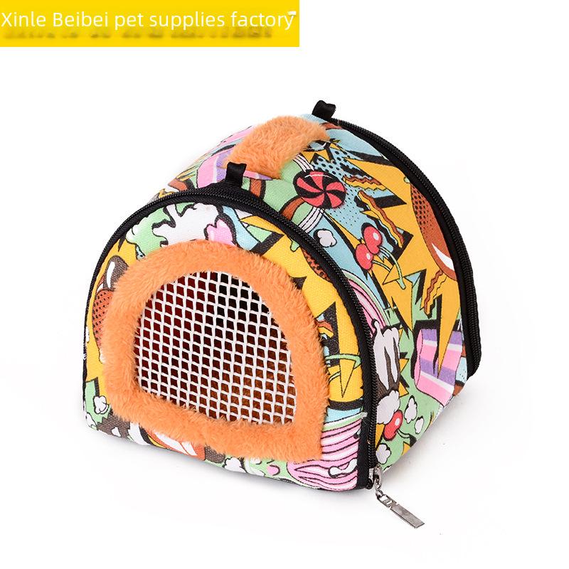 

Chinchilla, Hamster, Guinea Pig & Hedgehog Pet Carrier Backpack