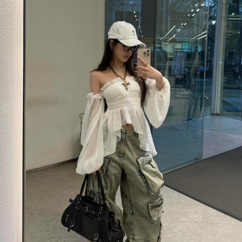 Spring Sexy Off Shoulder Ruffled Peplum Slim Fit Lantern Sleeve Halter Top For Women