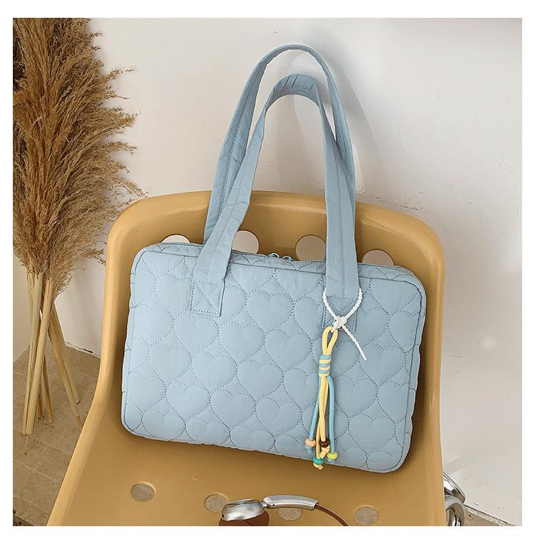 

TS JYL laptop bag,Korean New Handheld Large Capacity Heart 13-inch Laptop Single Shoulder Storage Bag Includes pendants синий