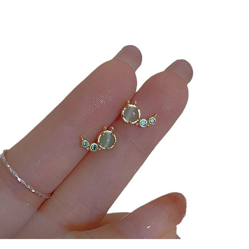 New Fashionable Earrings Cute Insect Cat Eye Cat Earrings Earrings