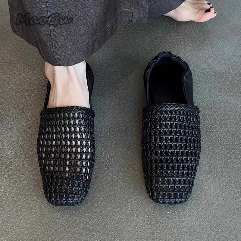 Fashion Soft Sole Women's Summer Slip on Loafers Hollow Breathable Square Toe Low Heel Sandals Size35 40 Office Ladies Shoes Sandalias