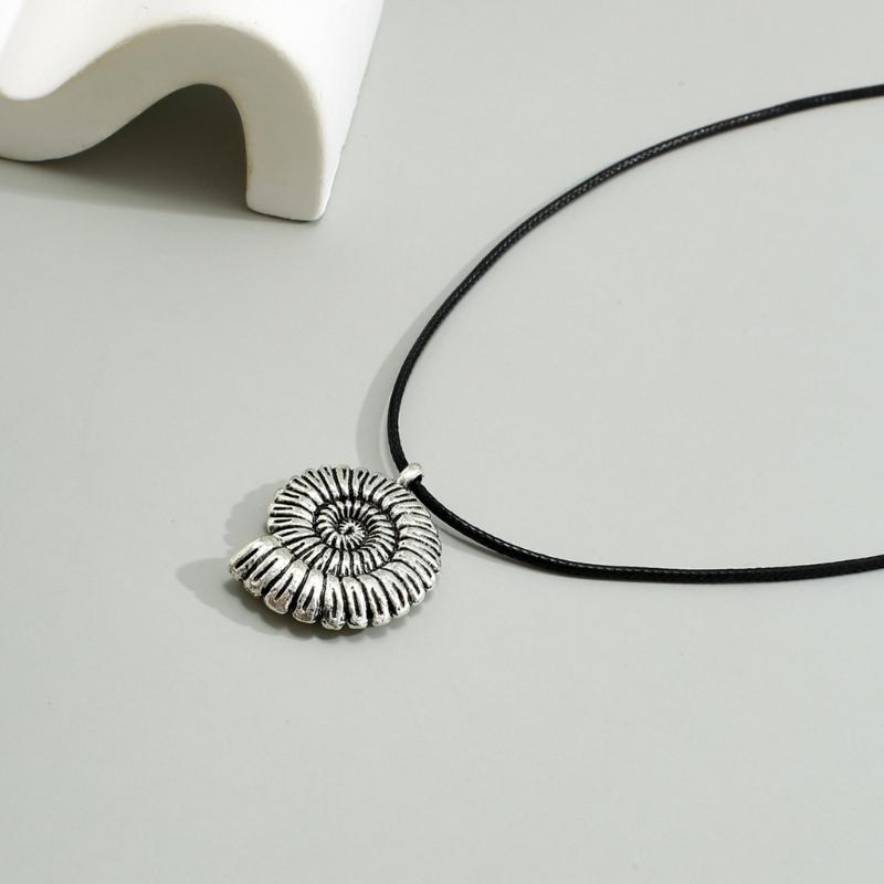 Retro-Stil Halskette Fädelschnur Halskette Muschel Anhänger Choker Trendiger Schmuck Legierungsmaterial Perfekt für Herren