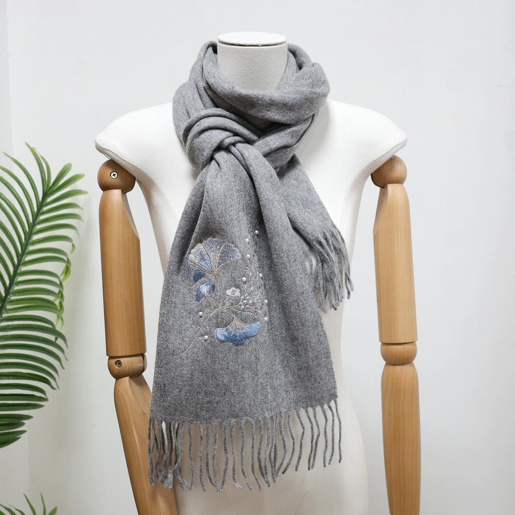 New Year's Embroidered Wool Scarf for Autumn and Winter Thickened Warm Scarf With Tassel