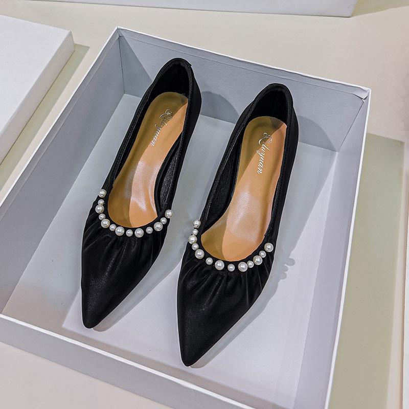 

French pleated light mouth single shoes middle heel 2025 new spring and autumn women s shoes high sense pearl pointed high heels stiletto 34 чёрный