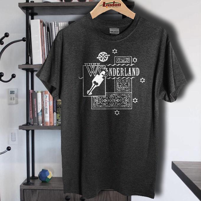 Wonderland records   tee shirt  T shirt short sleeve screen print    Unisex T-Shirt L