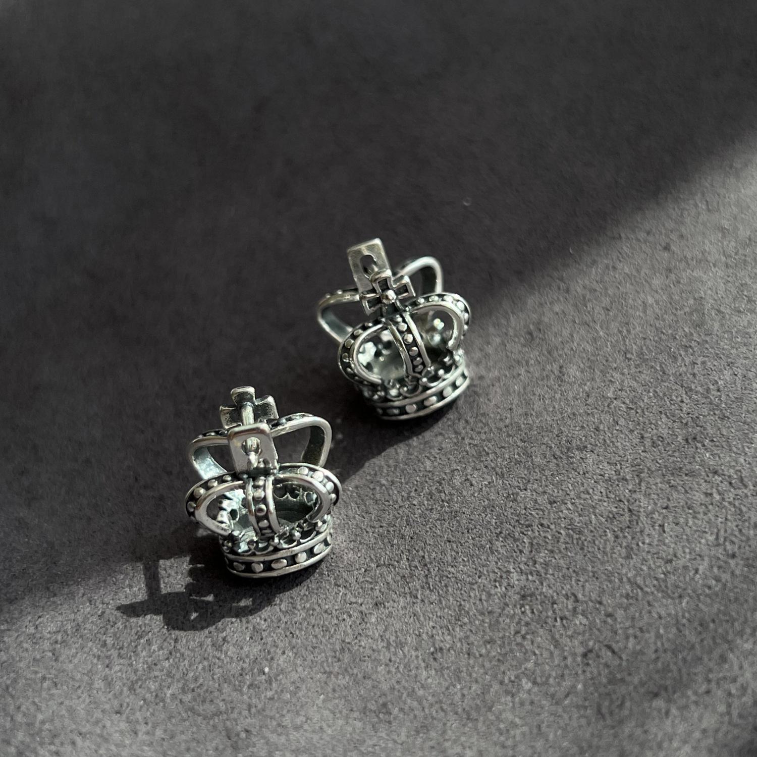 

Retro Personality Hollowed Out Crown Earrings Niche Wind Cross Hundred with Texture Earring Affordable Dainty Earrings Durable Alloy Daily Wear