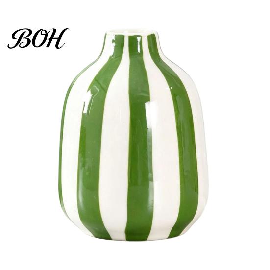 Decorative Flower Holder for Modern Interior Striped Ceramic Vase, Minimalist Versatile Vase Courtyard And Balcony Living Room Office Table