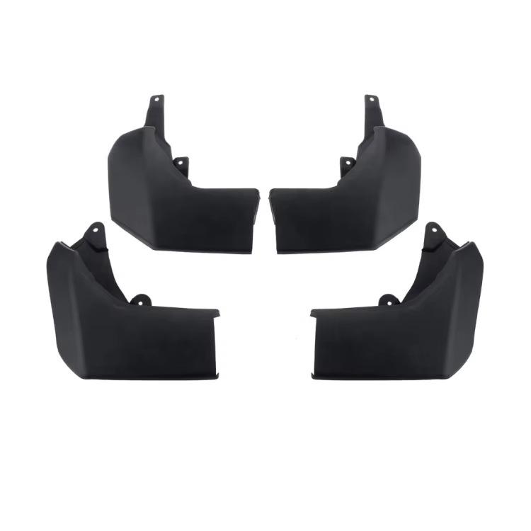The VPLAP0017 mudguards fit Land Rover Discovery 3 & 4. Full set included.