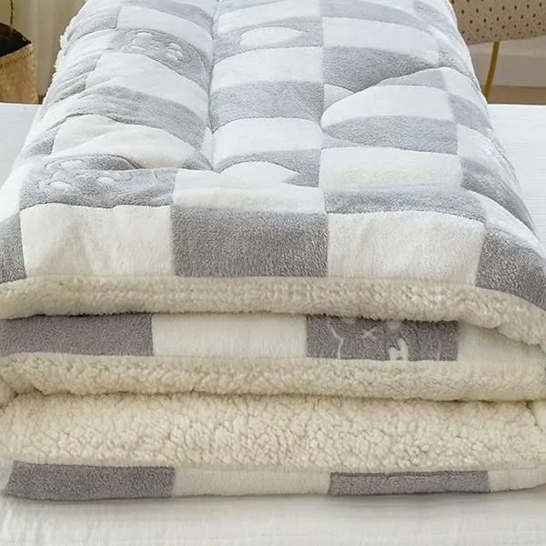 WTEMPO Printed Thickened Fleece Mattress Winter Lamb Woolen Plush Soft Cushion Household Single & Double Bed Mattress School Dormitory Single Quilt