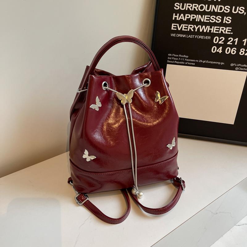 2025 Damen Silber Eimer Tasche: Roter Sommer-Schulterrucksack