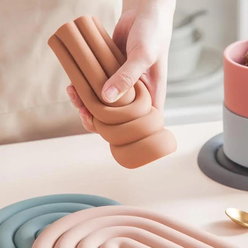 Multifunktionale Silikon-Tischmatte Regenbogen Untersetzer Heiße Gerichte Topfuntersetzer Platzset Topfuntersetzer für Küche Hitzebeständige Pfannenunterlage