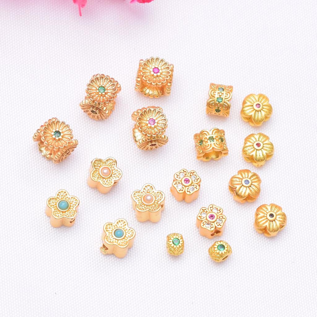 50pcs Color-Preserving Ancient Gold Inlaid With Zircon Pattern Bead-Separated Four-Leaf Clover Loose Bead Bracelet Accessories Diy Handmade Beaded