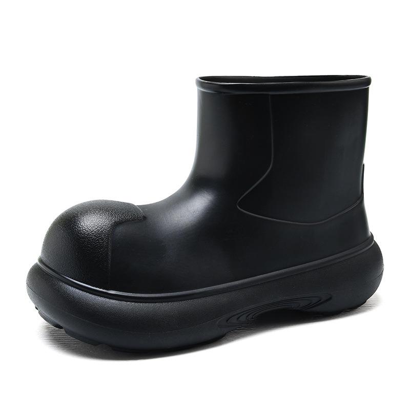 

New outdoor thick-soled waterproof and non-slip rain boots women s short boots cute women s shoes wearing medium tube water shoes 35-36 чорний