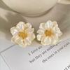 Elegant Butterfly Pearl Earrings: 925 Silver Niche Design, High-End Luxury Ear Studs & Hoops for Women.